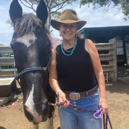 https://www.totalmed.com/ee/page-uploads/TotalMed_Caregiver_Spotlight_Travel_CNA_Christina.png