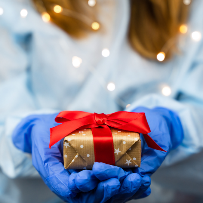 https://www.totalmed.com/ee/page-uploads/nurse_gift.png